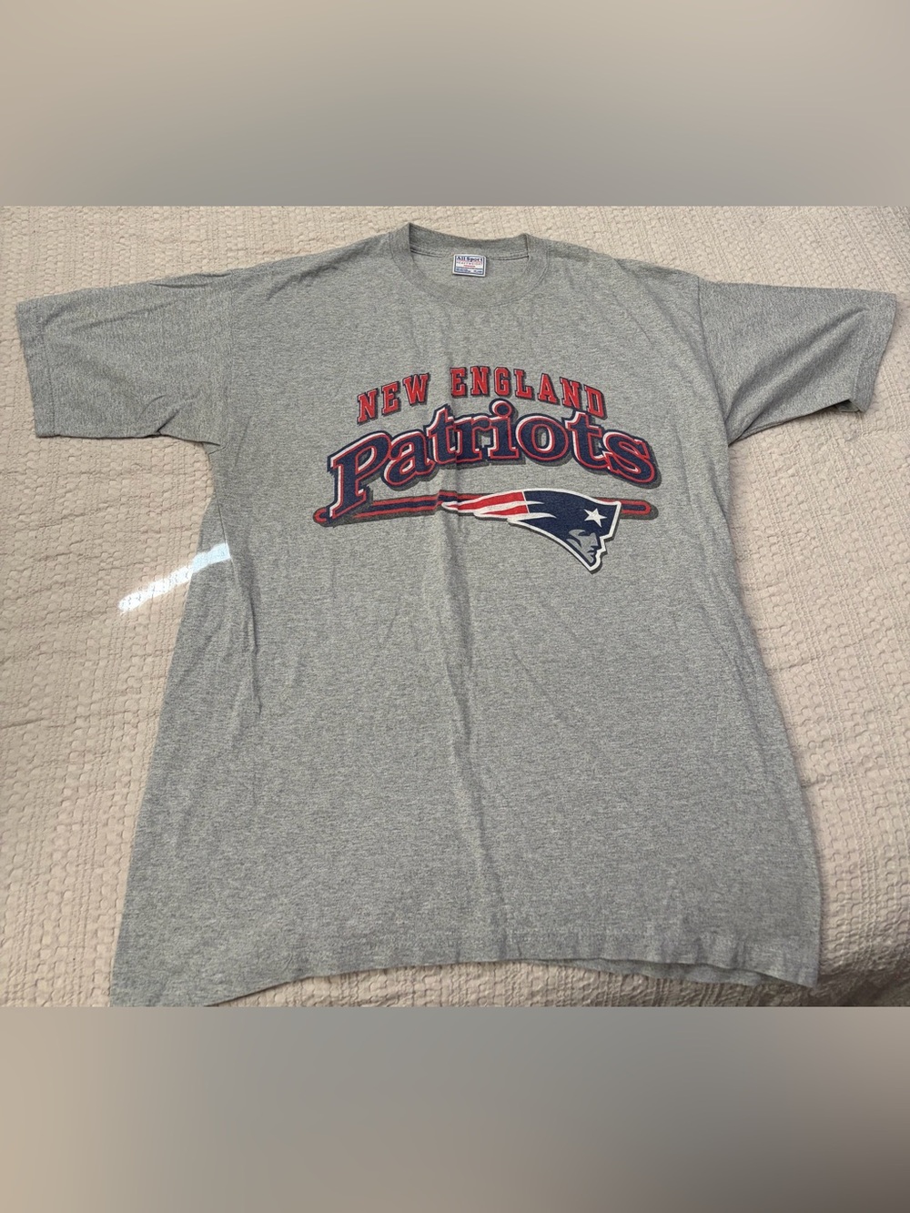 New England Patriots Gray Graphic Tee